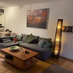 Modernes Appartement Im Gruenen - Stilvoll Und Komfortabel